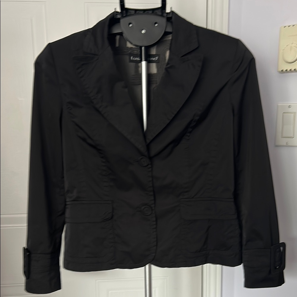 Black Tailored Blazer with Notched Lapel